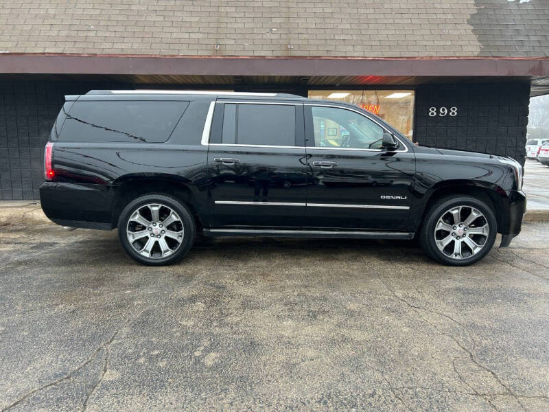 2017 GMC Yukon XL Denali