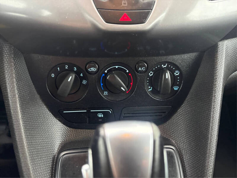 2018 Ford Transit Connect XLT