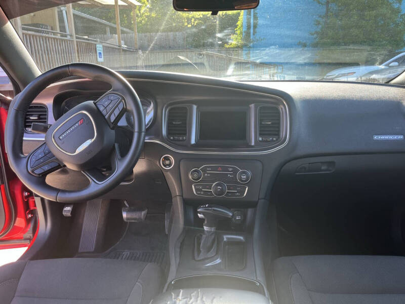 2018 Dodge Charger SXT