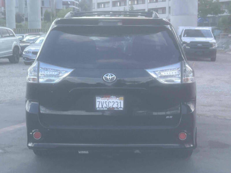 2017 Toyota Sienna