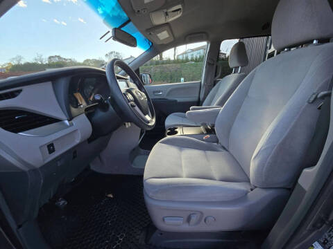 2017 Toyota Sienna