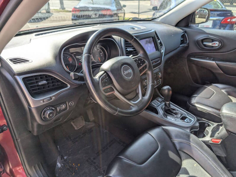 2019 Jeep Cherokee Latitude Plus
