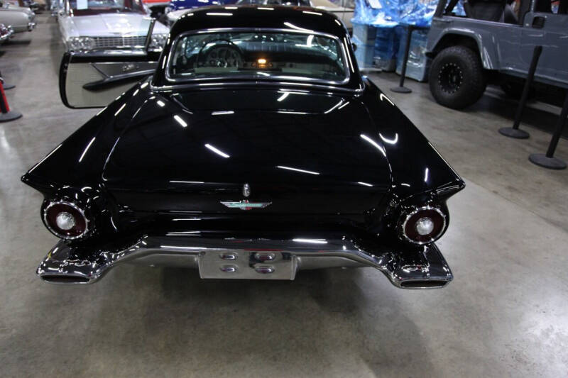 1957 Ford Thunderbird