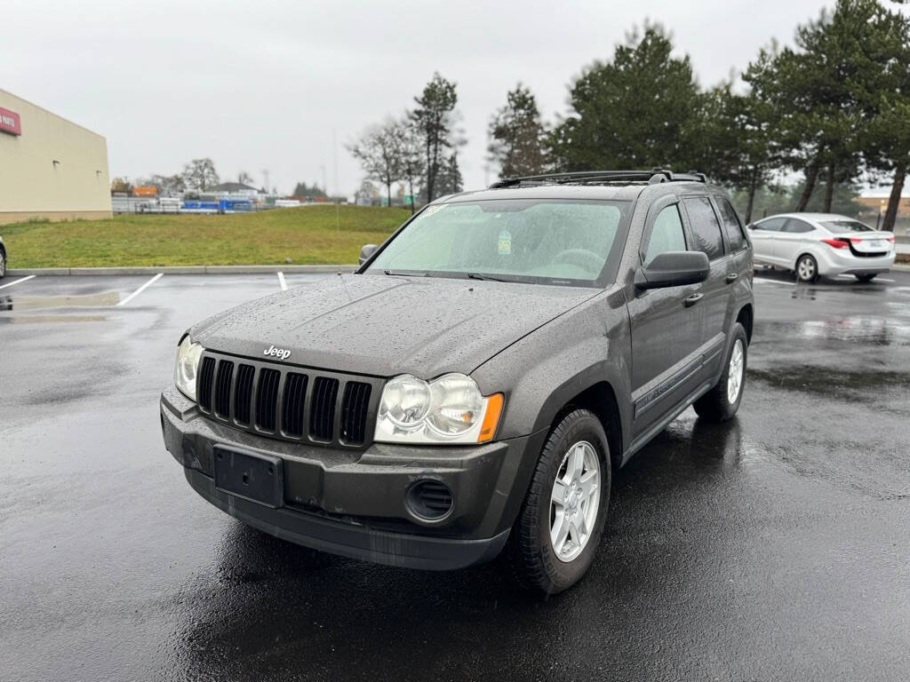 2005 Jeep Grand Cherokee for sale at The Price King Auto in LAKEWOOD, WA