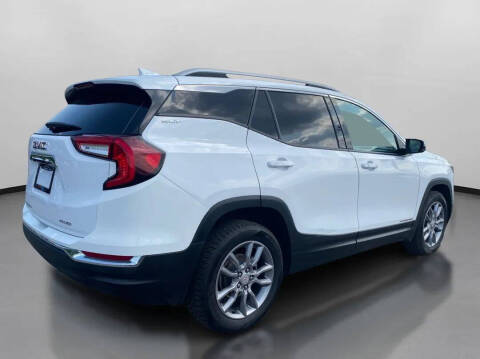 2022 GMC Terrain SLT