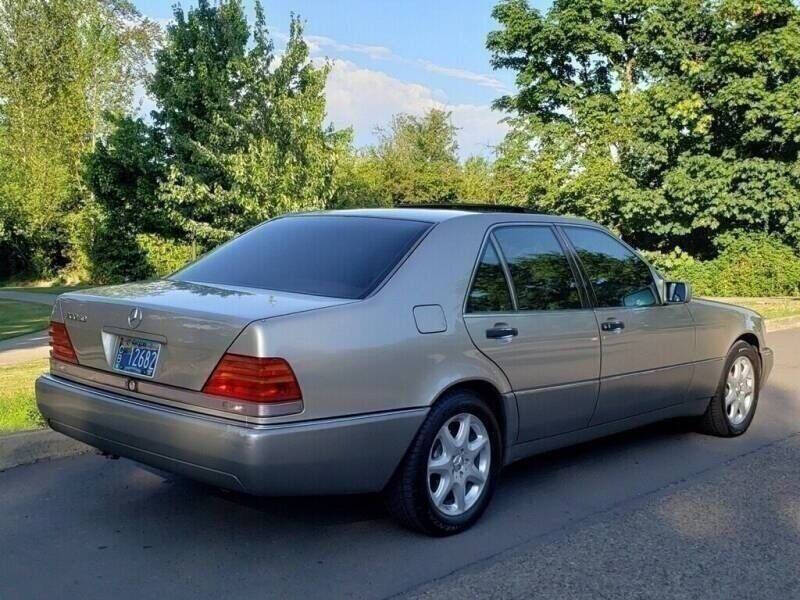 1993 Mercedes-Benz 300-Class 300 SD