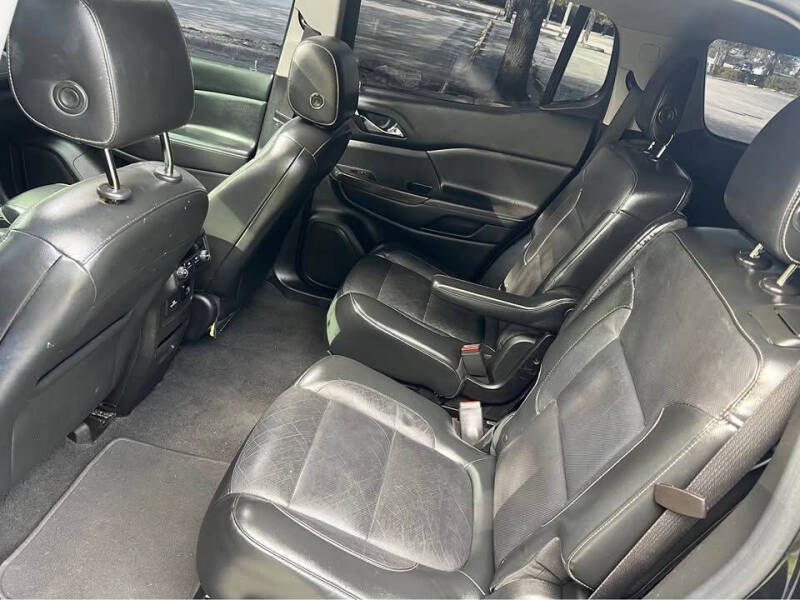 2017 GMC Acadia SLT-1