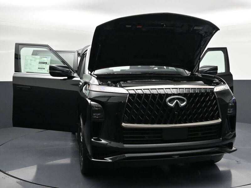 2026 Infiniti QX80 Sport