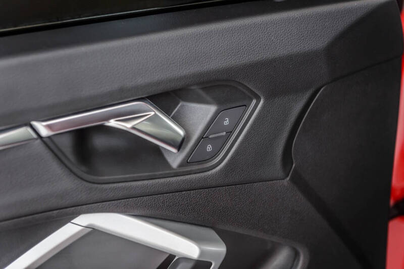 2021 Audi Q3 quattro S line Prem Plus 45 TFSI