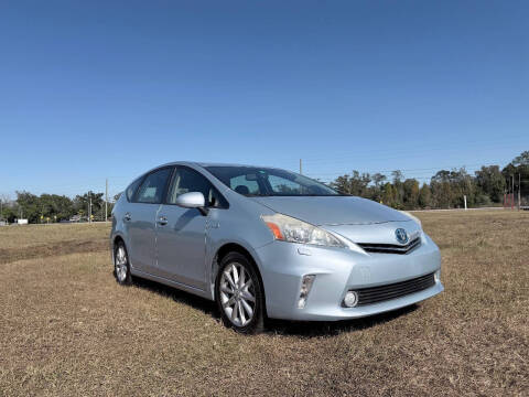 2013 Toyota Prius v Five