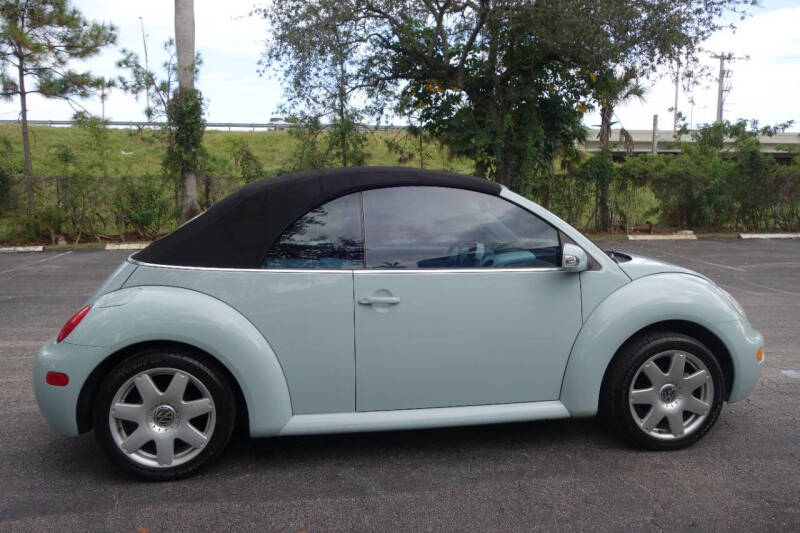 2003 Volkswagen New Beetle Convertible GLS