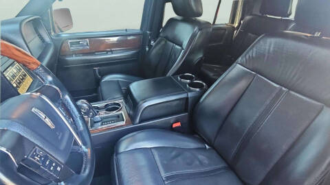 2017 Lincoln Navigator L Select