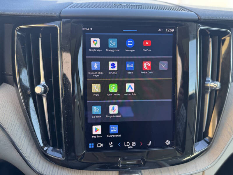 2022 Volvo XC60 B5 Inscription