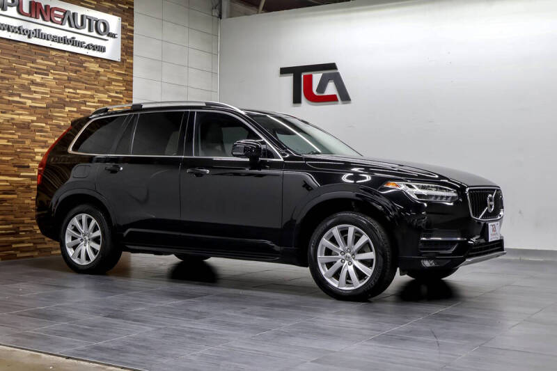 2017 Volvo XC90 T6 Momentum