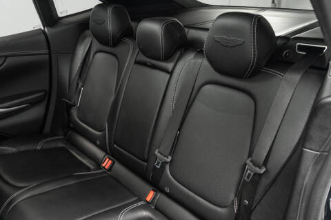 2021 Aston Martin DBX