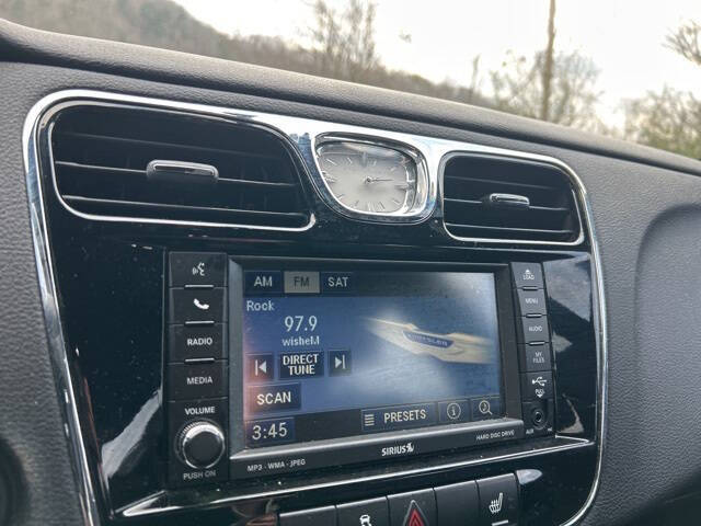 2011 Chrysler 200 Limited