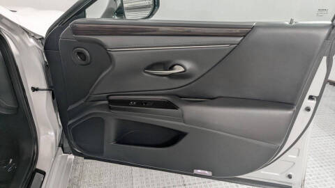 2019 Lexus ES 350