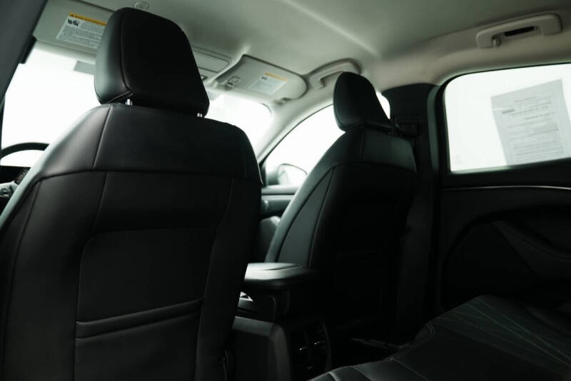 2021 Ford Mustang Mach-E Select