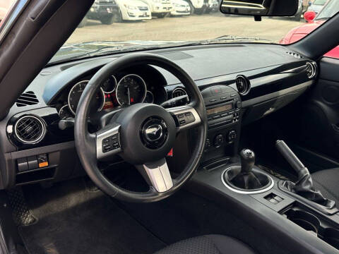 2006 Mazda MX-5 Miata Touring