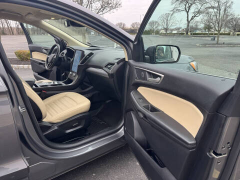 2021 Ford Edge SEL