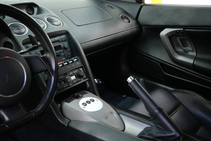 2004 Lamborghini Gallardo