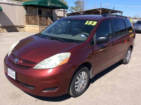 2006 Toyota Sienna for sale at OASIS PARK & SELL in Spring TX