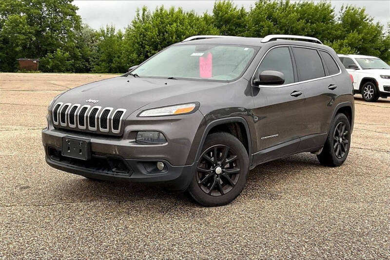 Used 2016 Jeep Cherokee North with VIN 1C4PJMCB4GW298320 for sale in Montevideo, Minnesota