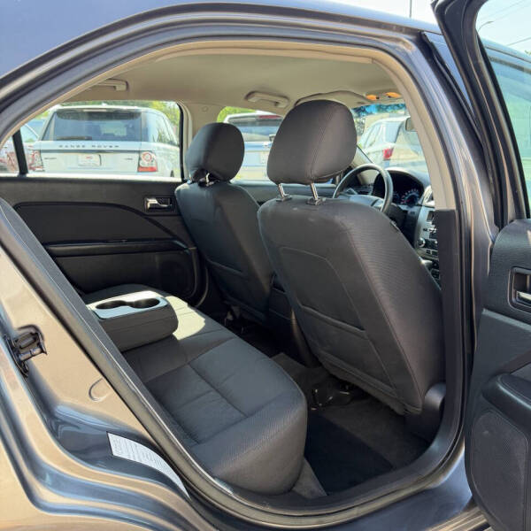2012 Ford Fusion SE