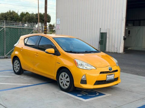 2014 Toyota Prius c One