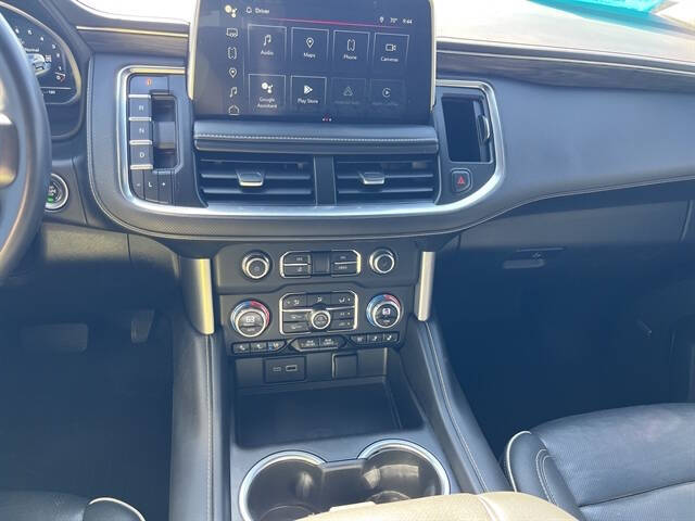 2023 GMC Yukon XL SLT