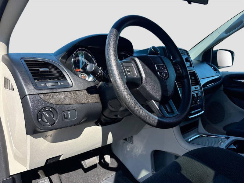 2016 Dodge Grand Caravan SXT