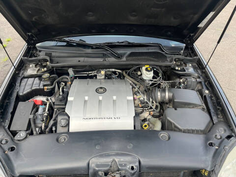 2004 Cadillac DeVille