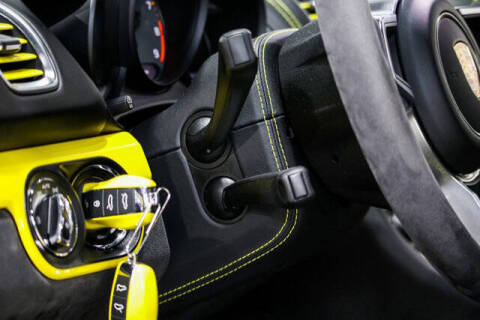 2016 Porsche Cayman GT4