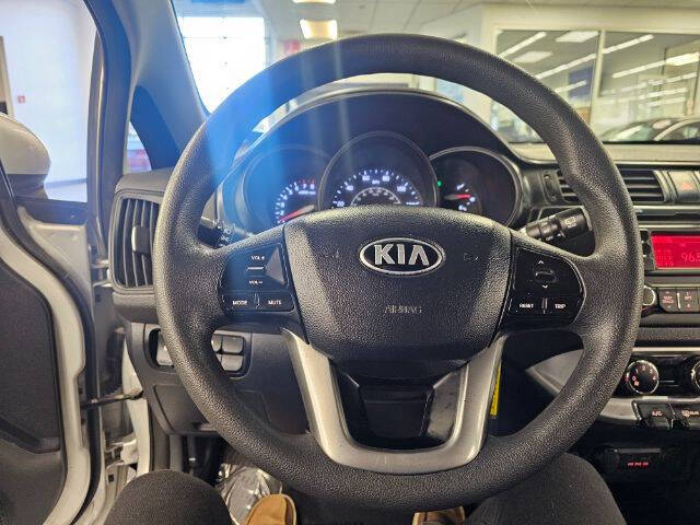2015 Kia Rio 5-Door LX
