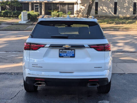 2023 Chevrolet Traverse Premier