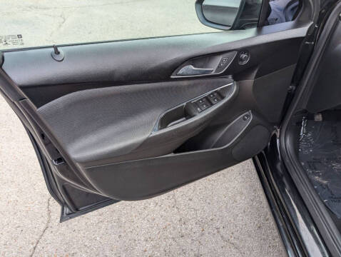 2018 Chevrolet Cruze LS Auto