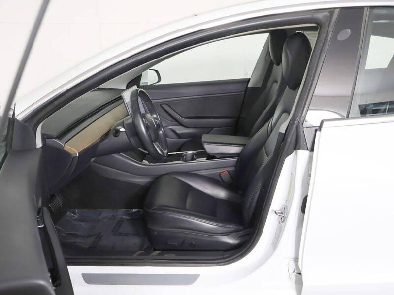 2018 Tesla Model 3 Mid Range