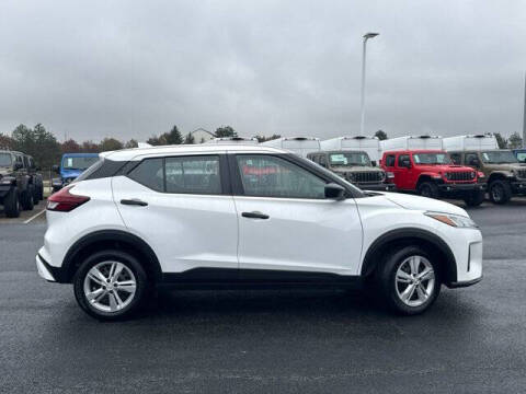 2024 Nissan Kicks S