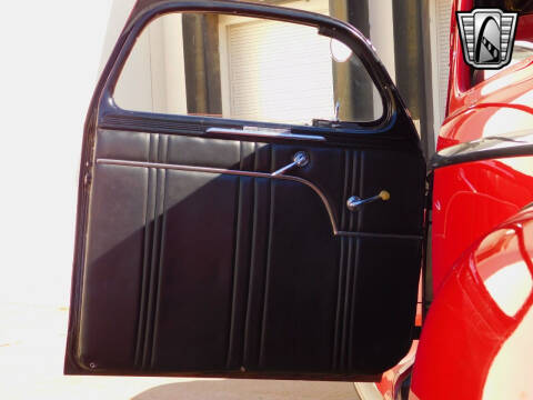 1946 Plymouth Deluxe