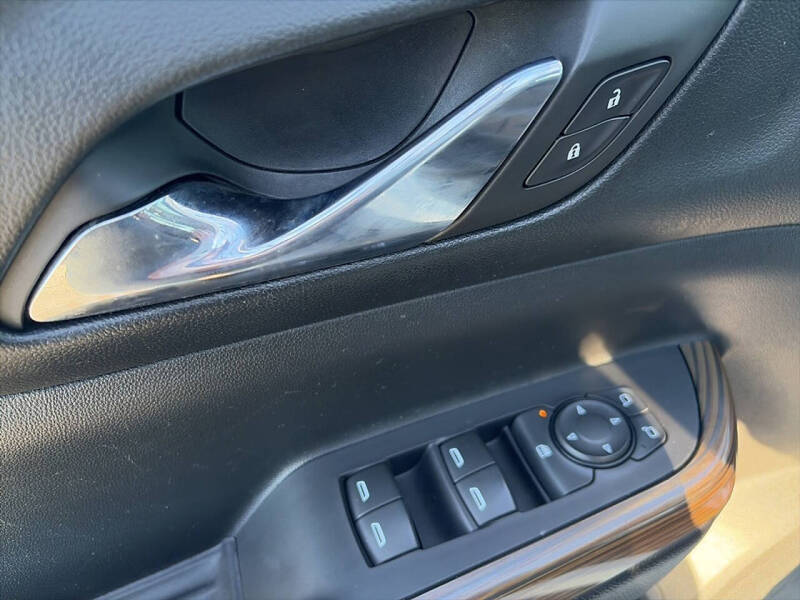 2018 GMC Acadia SLE-2