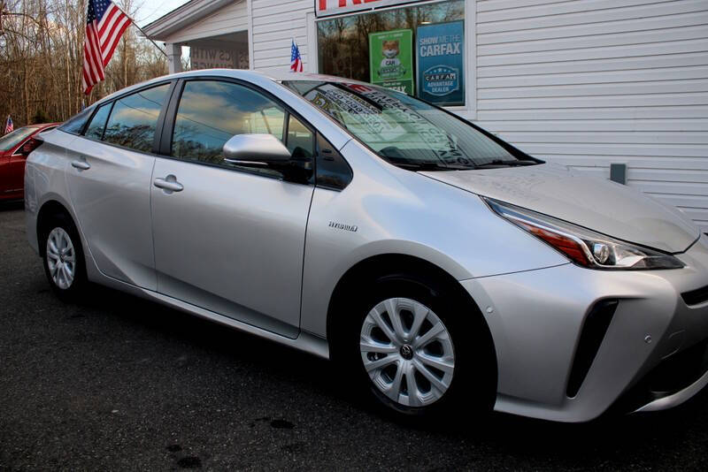 2020 Toyota Prius LE