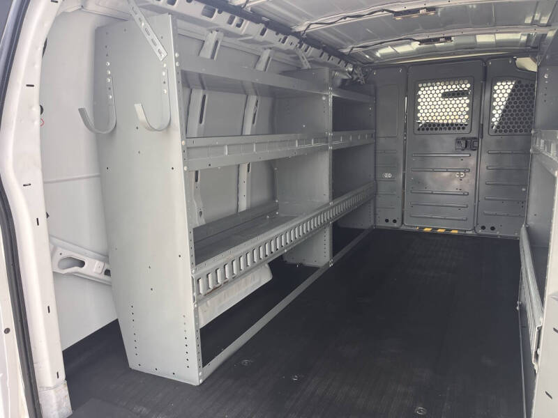 2020 Chevrolet Express 2500