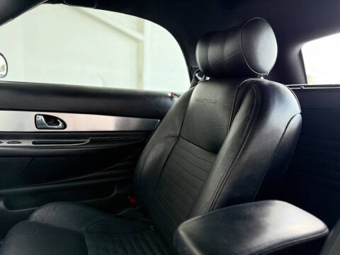 2003 Ford Thunderbird