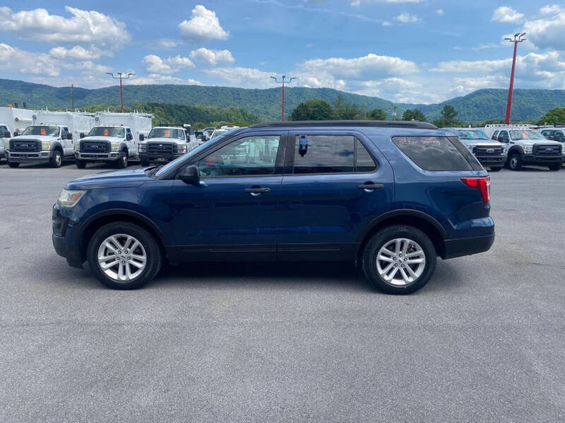2016 Ford Explorer