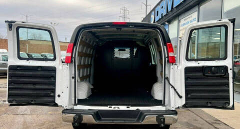 2024 GMC Savana 2500