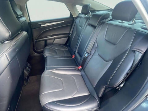 2020 Ford Fusion Energi Titanium