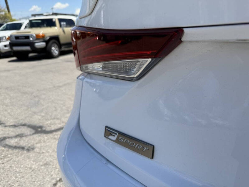2017 Lexus IS 300