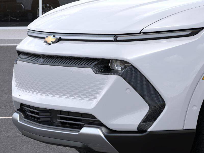 2025 Chevrolet Equinox EV LT 2