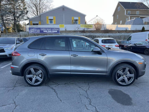 2016 Porsche Cayenne S