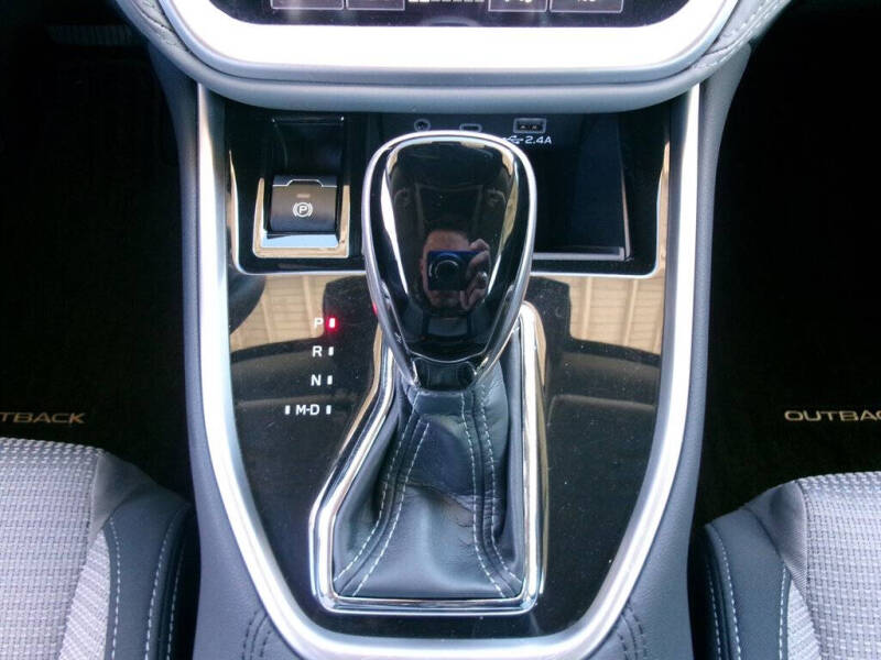 2023 Subaru Outback Premium